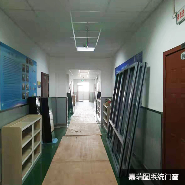 1636091257848015.jpg 走廊4.jpg